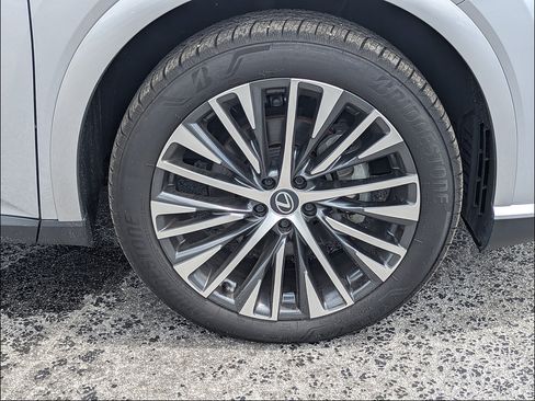 Used 2024 Lexus RX 350 Premium w/ Cold Area Package FWD image 11