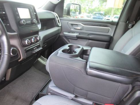 Used 2022 RAM 1500 Big Horn AWD/4WD image 16