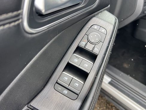 Used 2021 Nissan Rogue SL image 12