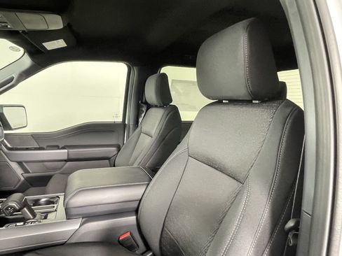 New 2026 Ford F150 XLT w/ XLT Black Appearance Package AWD/4WD image 17