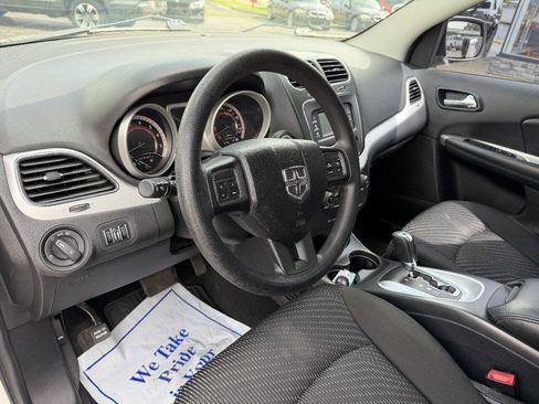 Used 2012 Dodge Journey SXT w/ Popular Equipment Group FWD image 14