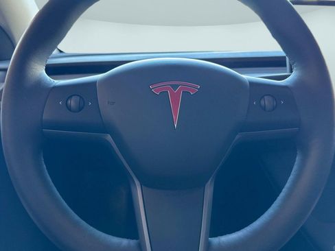 Used 2023 Tesla Model Y Long Range AWD/4WD image 10