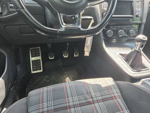 Used 2015 Volkswagen GTI S FWD image 12