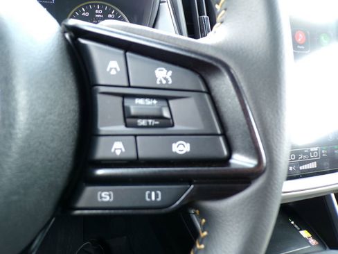 Used 2025 Subaru Crosstrek 2.5i Sport w/ Crosstrek Mirror Package image 25