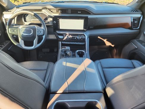 Used 2025 GMC Sierra 1500 Denali image 17