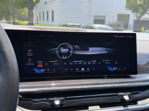 Certified 2026 BMW X6 M60i AWD/4WD image 29