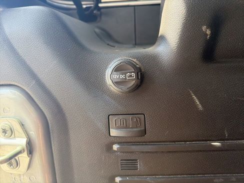 Certified 2023 Jeep Wrangler Unlimited w/ Sun & Screen Package AWD/4WD image 9