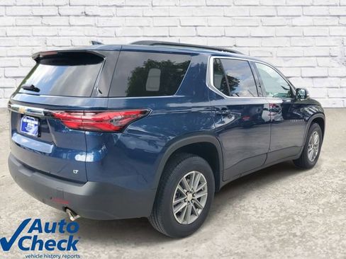 Used 2023 Chevrolet Traverse LT FWD image 4