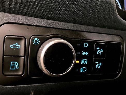 Certified 2024 Ford Maverick XLT w/ XLT Luxury Package image 30