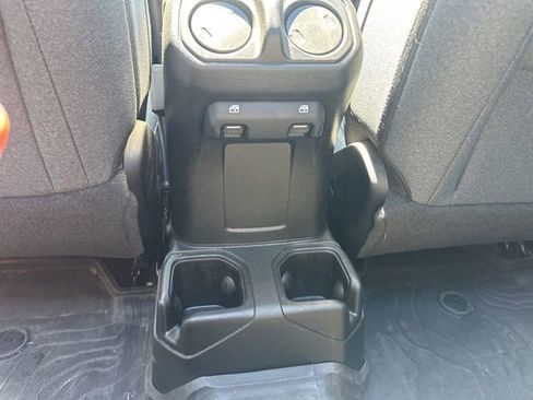 Used 2024 Jeep Wrangler Unlimited Sport AWD/4WD image 13