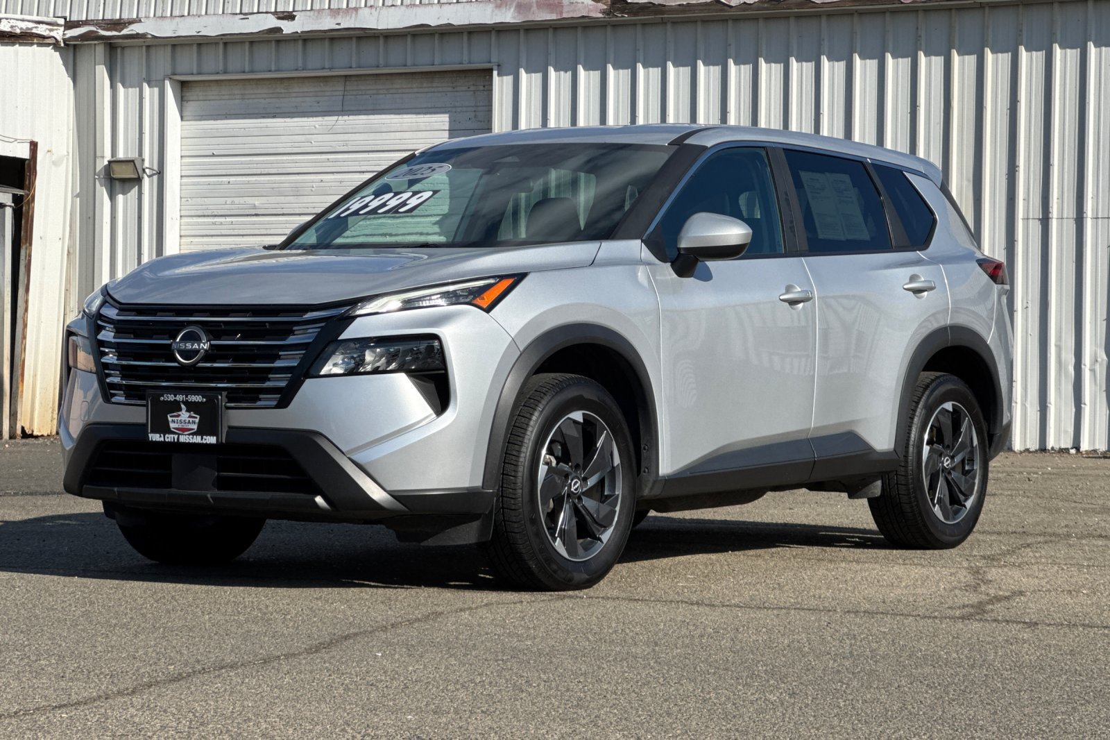 Certified 2025 Nissan Rogue SV AWD/4WD image 10