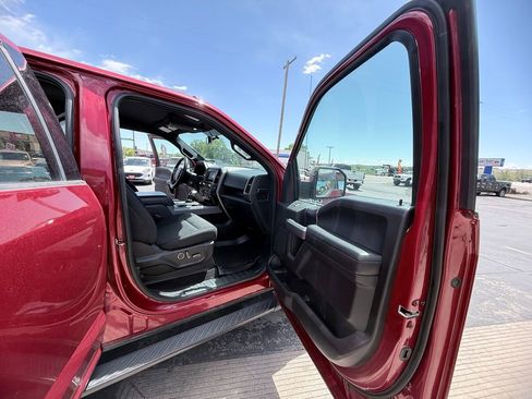 Used 2018 Ford F150 XLT w/ Equipment Group 302A Luxury AWD/4WD image 18