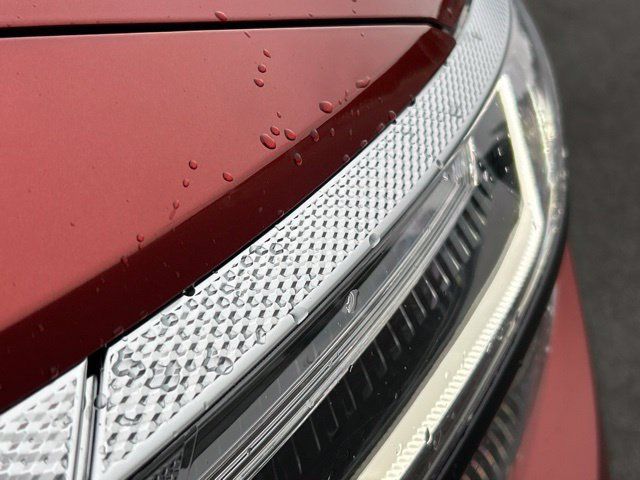 Used 2025 Kia Seltos S AWD/4WD image 17