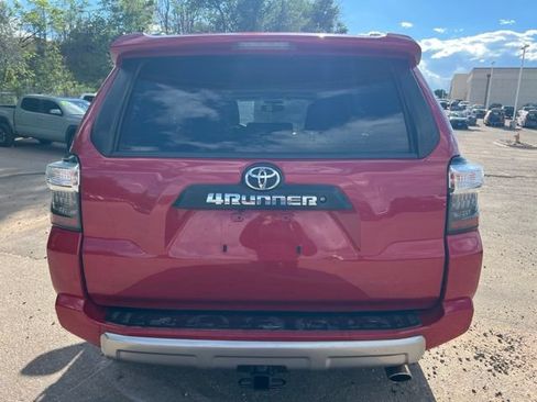 Used 2019 Toyota 4Runner TRD Off-Road Premium AWD/4WD image 5