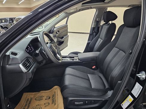 Used 2021 Honda Accord EX image 16