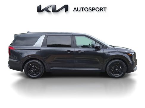 New 2026 Kia Carnival FWD image 7