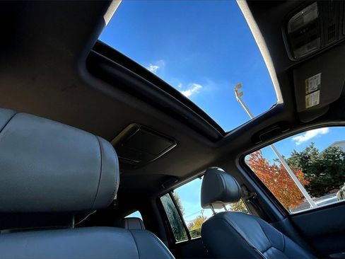 Used 2013 Honda Pilot Touring image 22