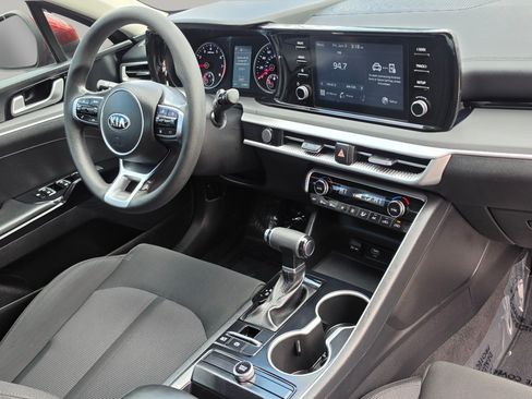 Used 2021 Kia K5 LXS FWD image 30