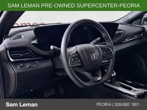 Used 2025 Buick Envista Sport Touring w/ Convenience I Package FWD image 9