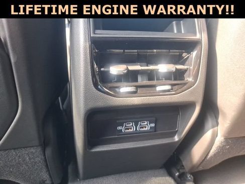 Used 2025 Jeep Grand Cherokee Laredo X w/ Trailer Tow Package AWD/4WD image 19