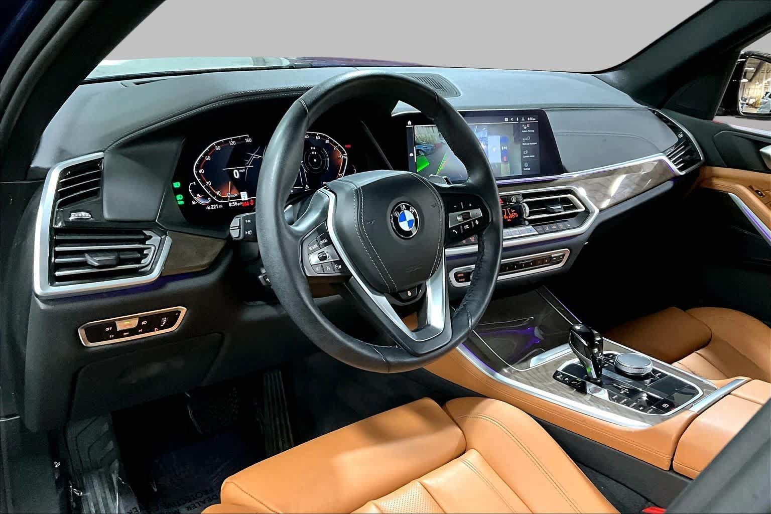 Used 2022 BMW X5 xDrive40i w/ Premium Package AWD/4WD image 18
