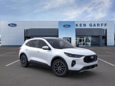 New 2024 Ford Escape SE w/ PHEV Premium Package image 10