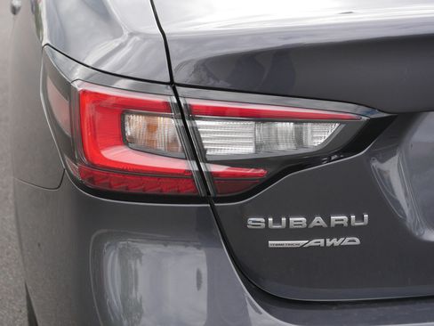 Used 2025 Subaru Legacy Premium AWD/4WD image 17