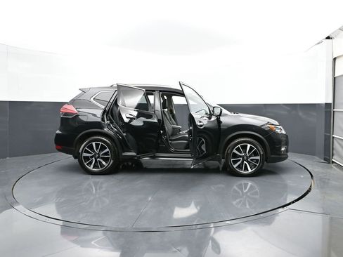 Used 2018 Nissan Rogue SL w/ Premium Package AWD/4WD image 35