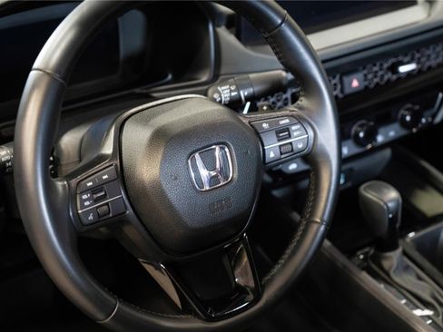 Used 2024 Honda Accord EX-L image 18