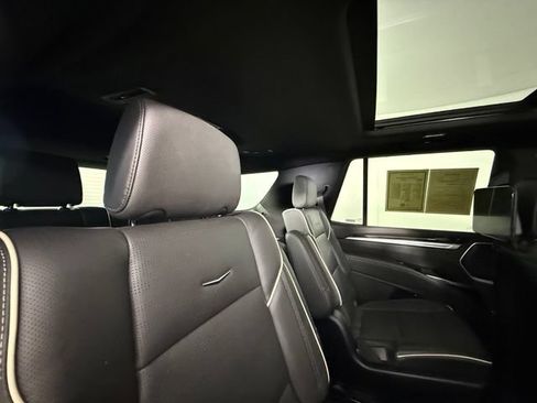 Certified 2026 Cadillac Escalade Luxury AWD/4WD image 26