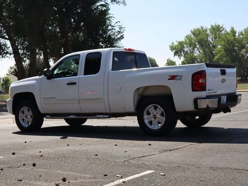 Used 2011 Chevrolet Silverado 1500 LT w/ All-Star Edition AWD/4WD image 7