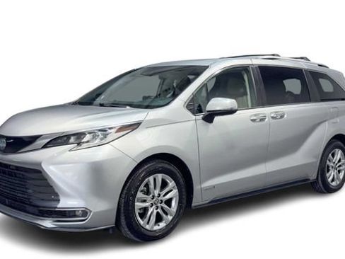 Used 2021 Toyota Sienna Limited FWD image 5