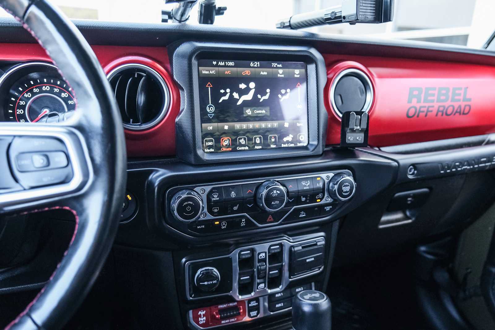 Used 2021 Jeep Wrangler Unlimited Rubicon AWD/4WD image 45