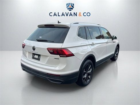 Used 2022 Volkswagen Tiguan SE image 7