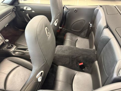Used 2005 Porsche 911 Carrera RWD image 21