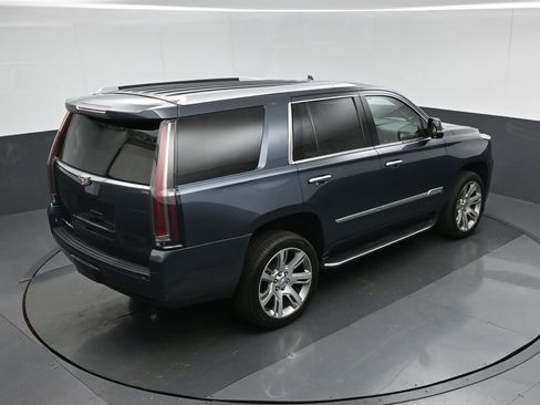 Used 2019 Cadillac Escalade Luxury image 75
