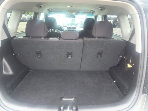 Used 2017 Kia Soul FWD image 11