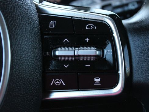 Used 2025 Kia Sorento S w/ Panoramic Sunroof Package FWD image 32
