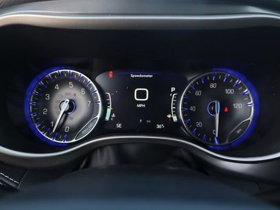 New 2026 Chrysler Pacifica Select