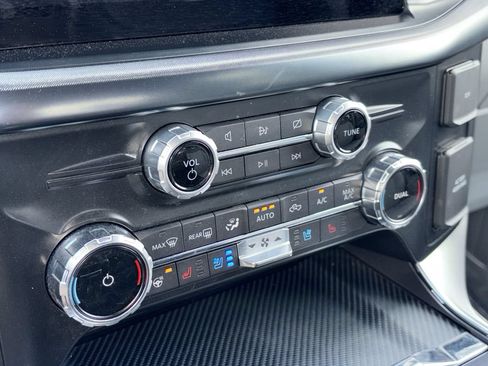 Used 2022 Ford F150 Limited AWD/4WD image 8