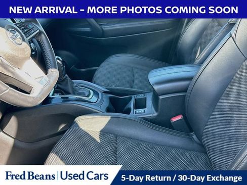 Used 2021 Nissan Rogue Sport SV w/ Technology Package AWD/4WD image 8