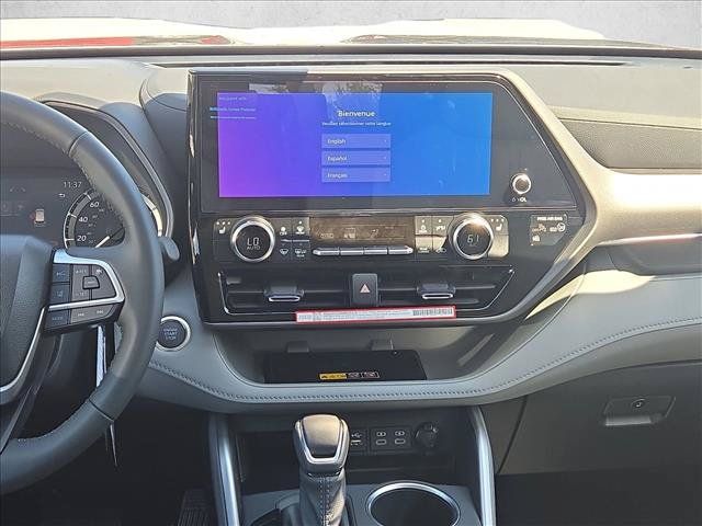 New 2026 Toyota Highlander XLE AWD/4WD image 12