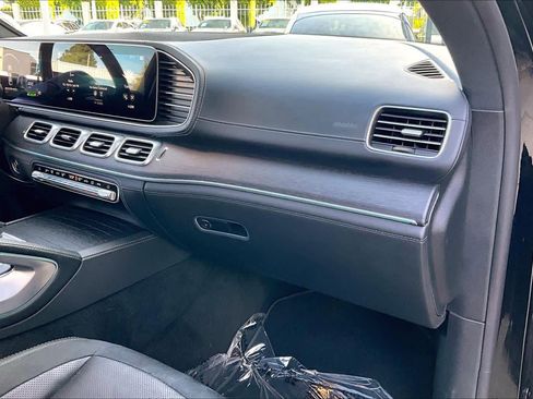 Used 2022 Mercedes-Benz GLE 53 AMG 4MATIC Coupe image 18