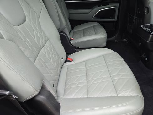 Certified 2023 Kia Telluride SX Prestige X-Pro AWD/4WD image 19