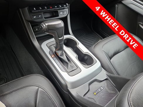 Used 2021 Chevrolet Colorado ZR2 w/ ZR2 Dusk Special Edition AWD/4WD image 25