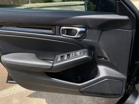 Certified 2024 Honda Civic Touring image 25