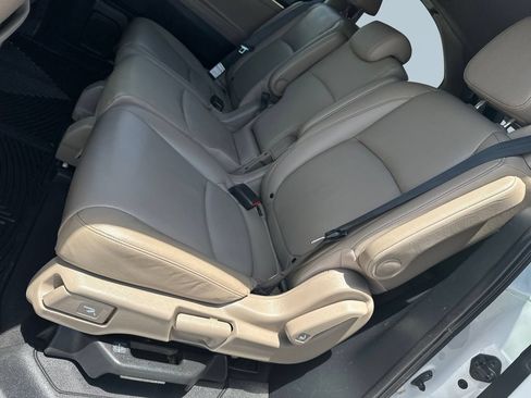 Used 2021 Honda Odyssey Touring image 15