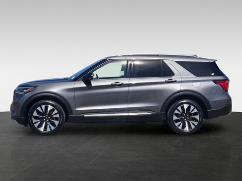 Used 2025 Ford Explorer Platinum w/ LUX Leather Package image 7