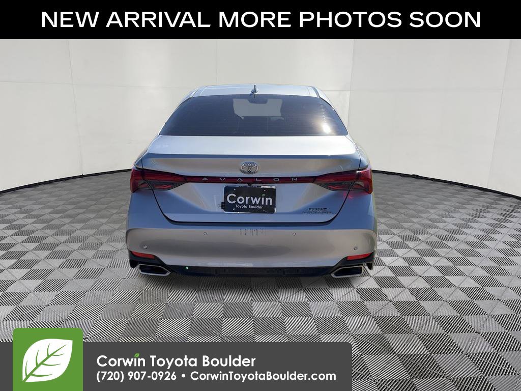 Used 2019 Toyota Avalon Limited w/ Advanced Safety Package FWD image 6