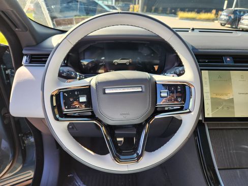 New 2026 Land Rover Range Rover Velar Dynamic SE image 15